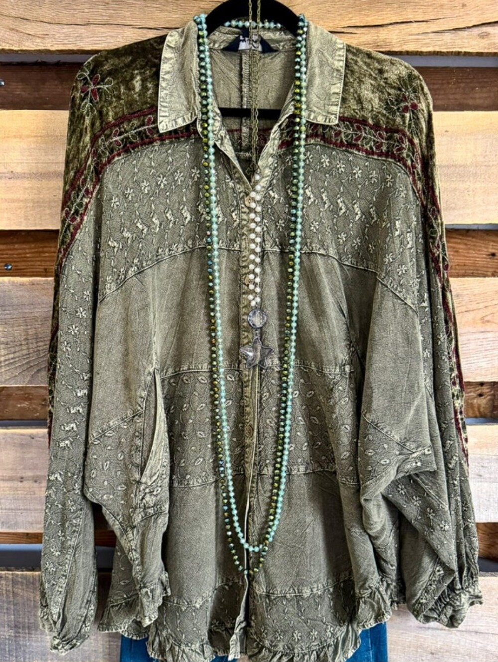 Young Threads Poet Blouse Top Embroidered Floral Velvet Size Xl Olive Bohemian - Picture 3 of 16